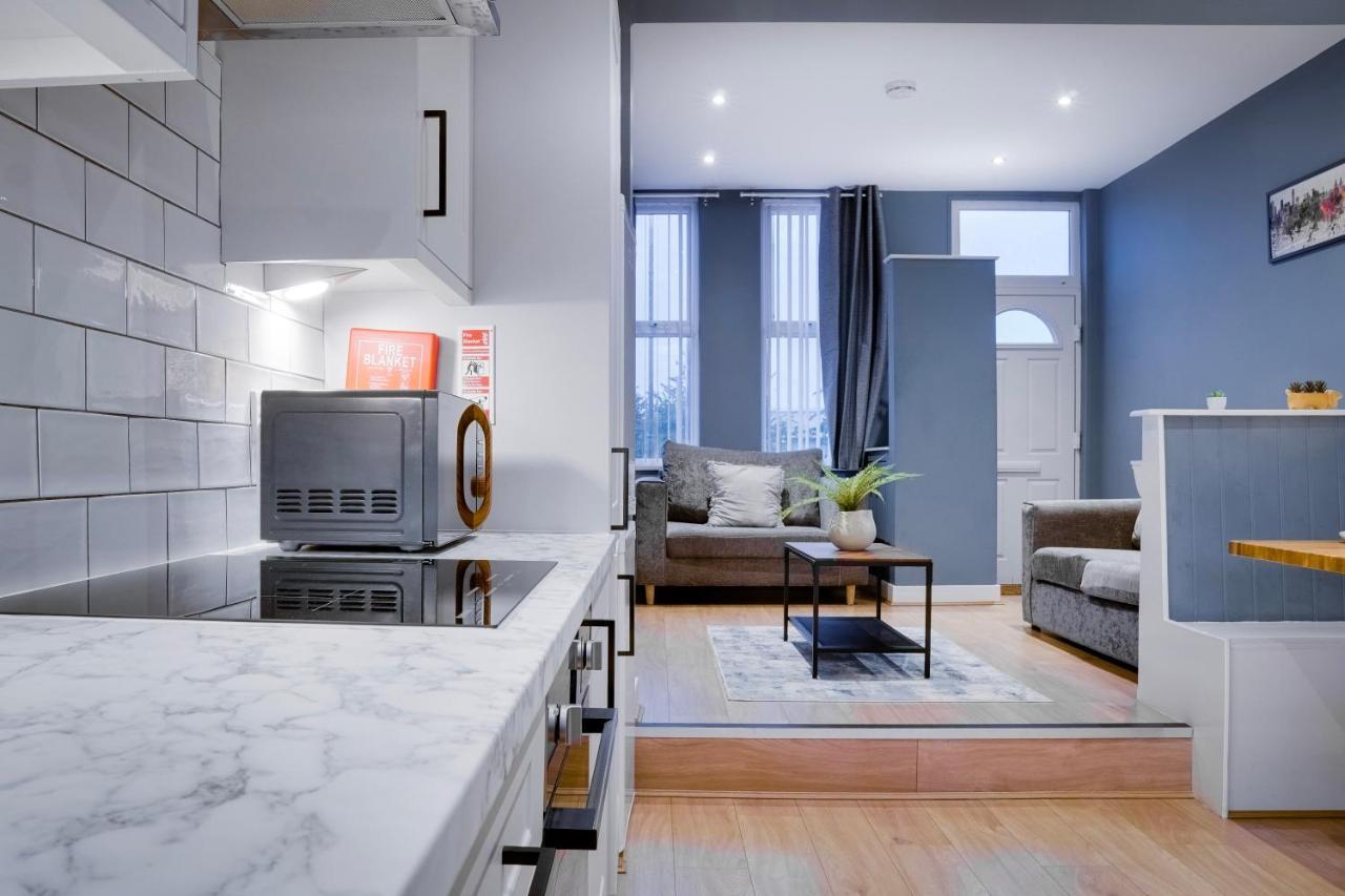 Birkenhead - 2 Bedroom House المظهر الخارجي الصورة